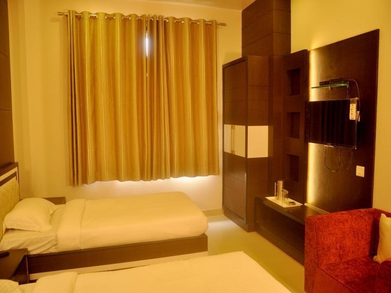 Hotel Rivera Palace Varanasi Exterior foto